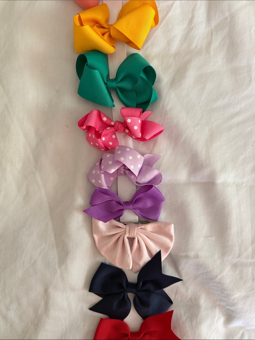 Assorted Girls Bows - Picture 3 of 8